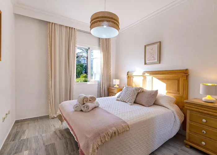 2034 Hacienda Nagueles I Golden Mile *