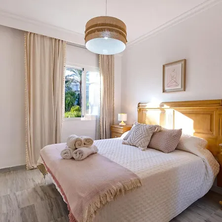 2034 Hacienda Nagueles I Golden Mile *