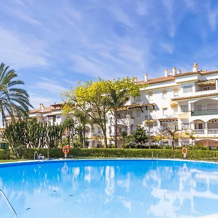 2034 Hacienda Nagueles I Golden Mile 公寓